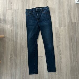 Classic Blue Women's high rise Abercrombie skinny Jeans